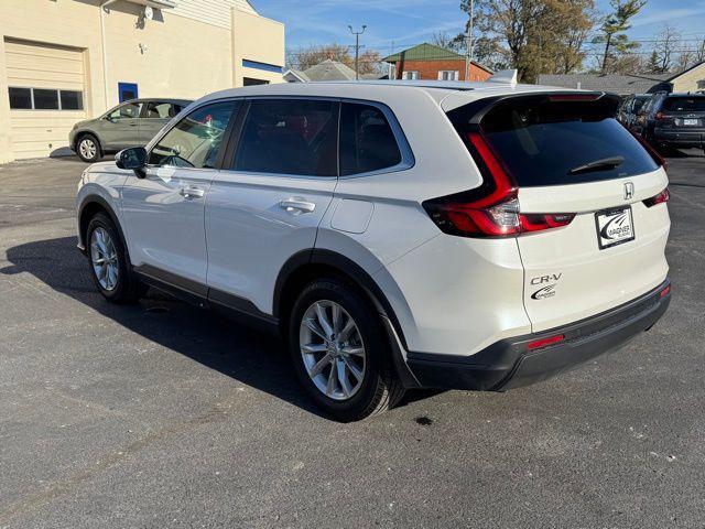 used 2025 Honda CR-V car, priced at $33,950