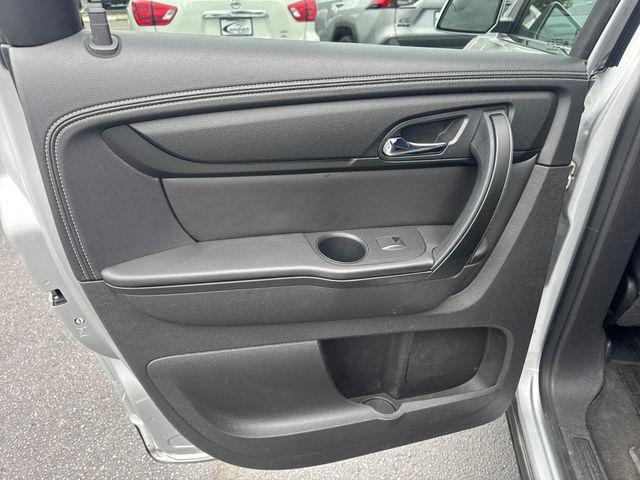used 2013 Chevrolet Traverse car, priced at $10,450