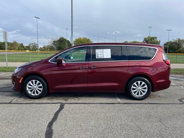 used 2019 Chrysler Pacifica car, priced at $14,450