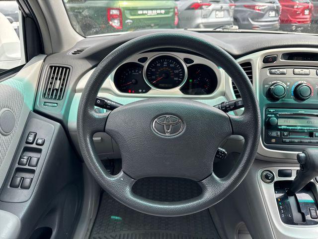 used 2006 Toyota Highlander car, priced at $7,450