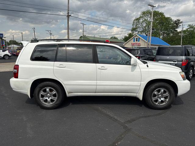 used 2006 Toyota Highlander car, priced at $7,450