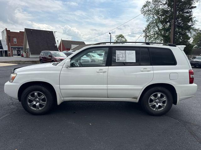 used 2006 Toyota Highlander car, priced at $7,450