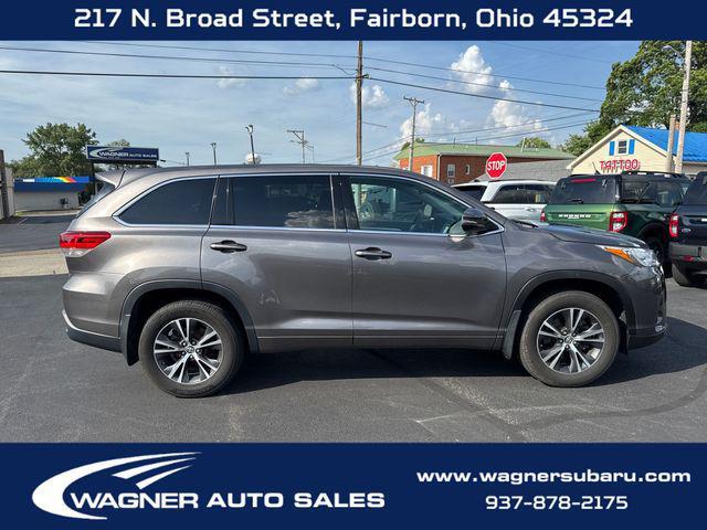 used 2018 Toyota Highlander car, priced at $20,950