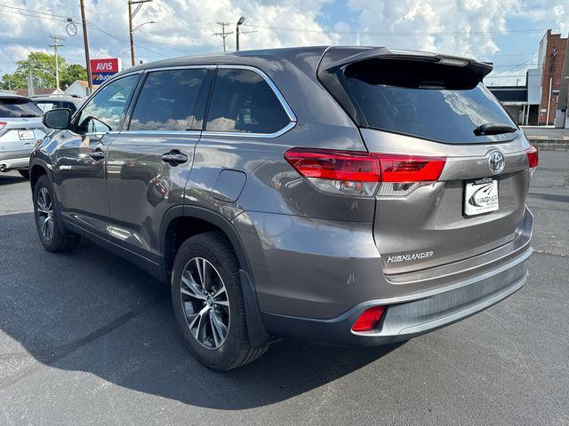 used 2018 Toyota Highlander car, priced at $22,950