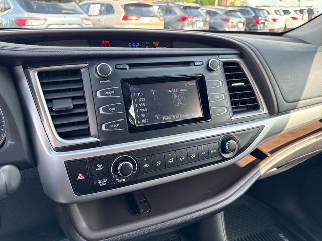 used 2018 Toyota Highlander car, priced at $22,950