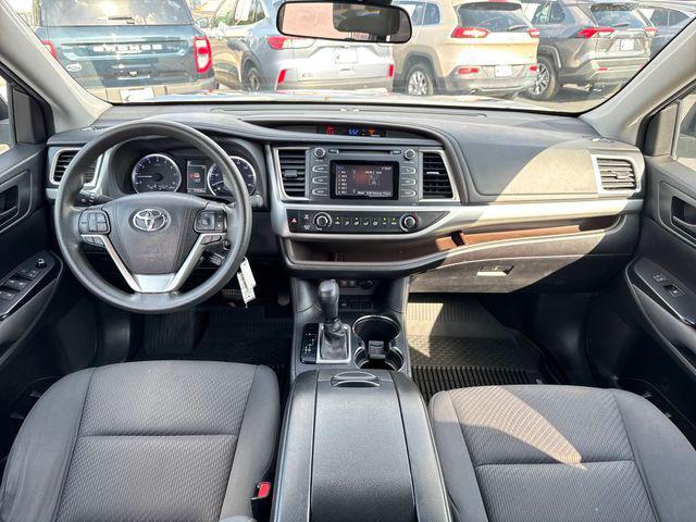 used 2018 Toyota Highlander car, priced at $22,950
