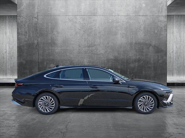 new 2025 Hyundai Sonata Hybrid car, priced at $38,350