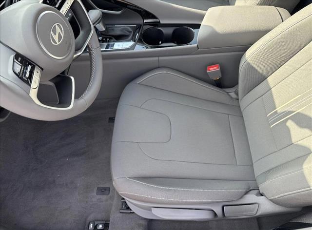 new 2025 Hyundai Elantra car, priced at $25,824