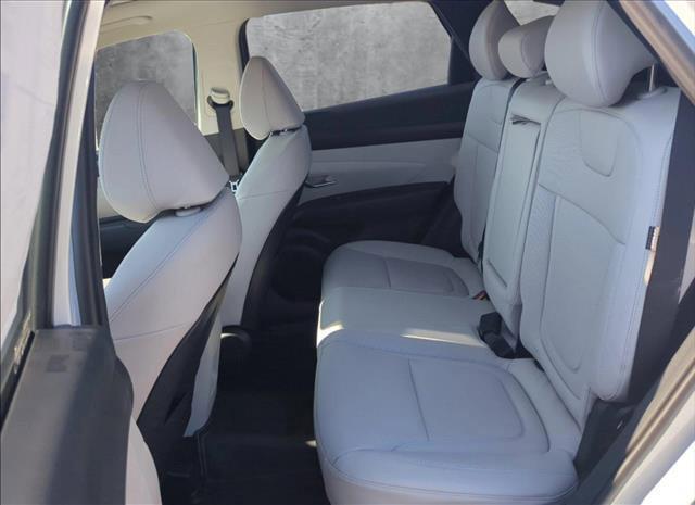 new 2025 Hyundai TUCSON Hybrid car, priced at $37,872