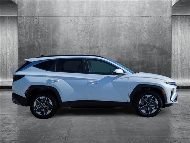new 2025 Hyundai TUCSON Hybrid car, priced at $37,872