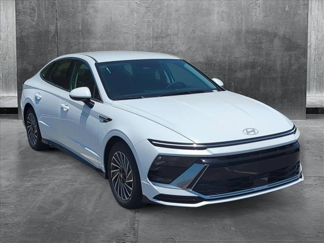 new 2024 Hyundai Sonata Hybrid car, priced at $32,990