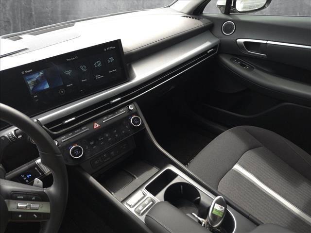 new 2024 Hyundai Sonata Hybrid car, priced at $32,990