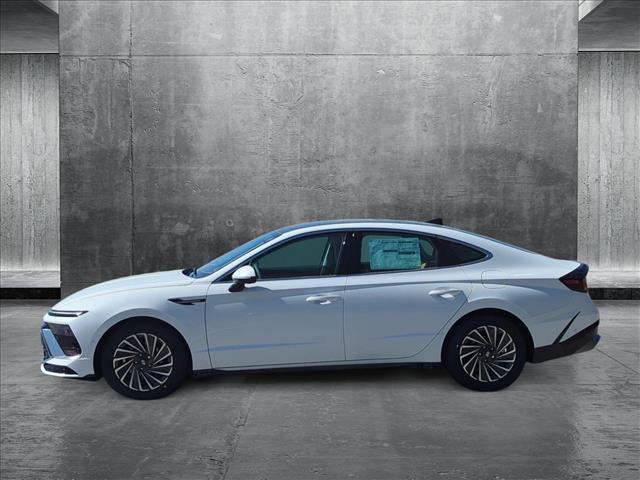 new 2025 Hyundai Sonata Hybrid car, priced at $38,800