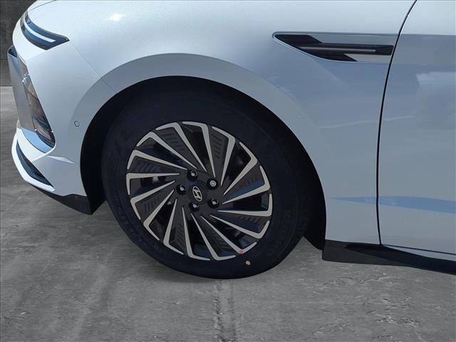 new 2025 Hyundai Sonata Hybrid car, priced at $38,800