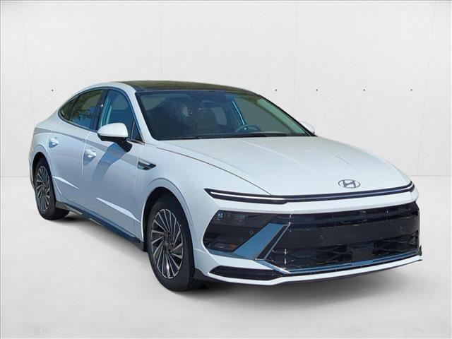 new 2025 Hyundai Sonata Hybrid car, priced at $36,600
