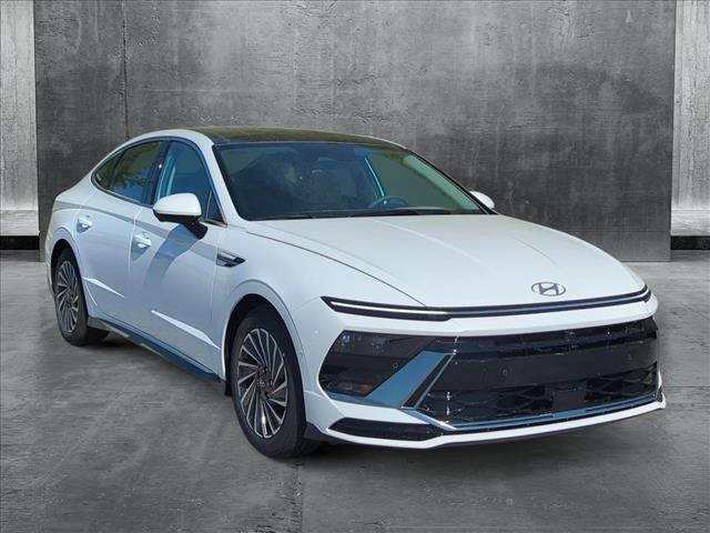 new 2025 Hyundai Sonata Hybrid car, priced at $38,800
