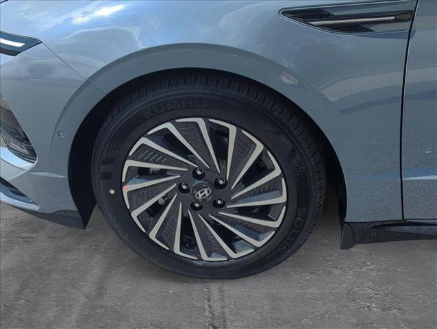 new 2025 Hyundai Sonata Hybrid car, priced at $38,460
