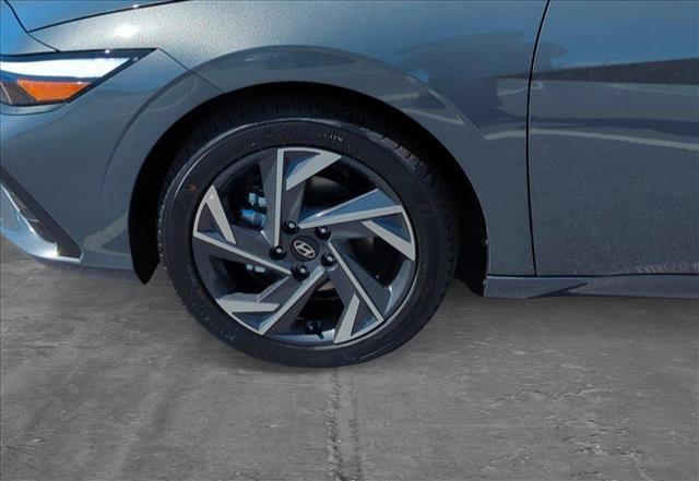 new 2025 Hyundai Elantra car, priced at $24,361