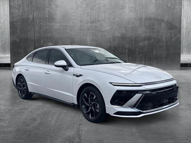 new 2025 Hyundai Sonata car, priced at $28,000