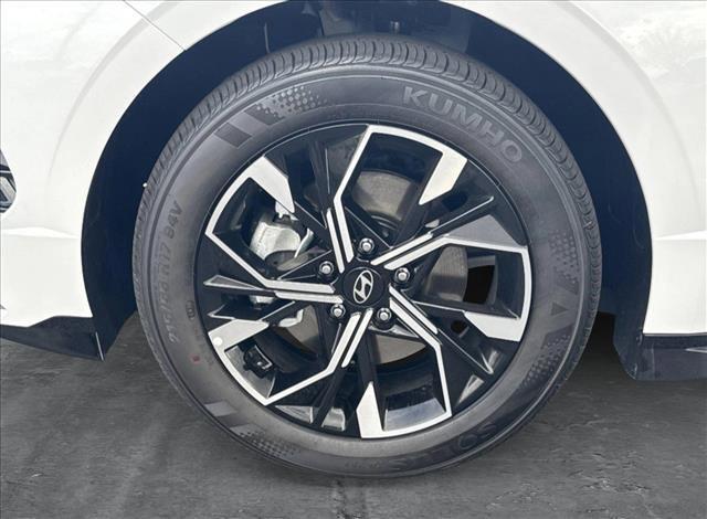 new 2025 Hyundai Sonata car, priced at $28,000