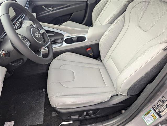 new 2025 Hyundai Elantra car, priced at $27,561