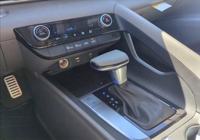 new 2025 Hyundai Elantra car, priced at $24,375