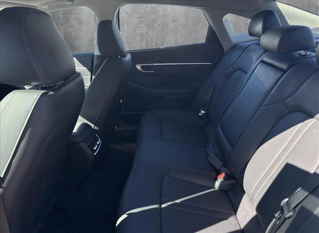 new 2025 Hyundai Sonata Hybrid car, priced at $38,130