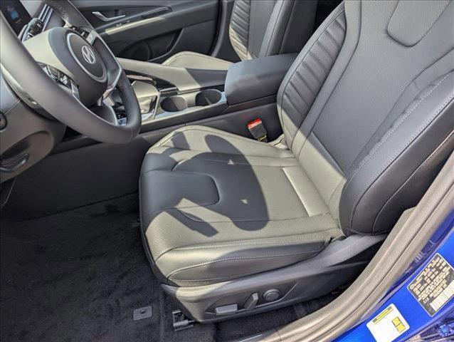 new 2025 Hyundai Elantra car, priced at $30,856