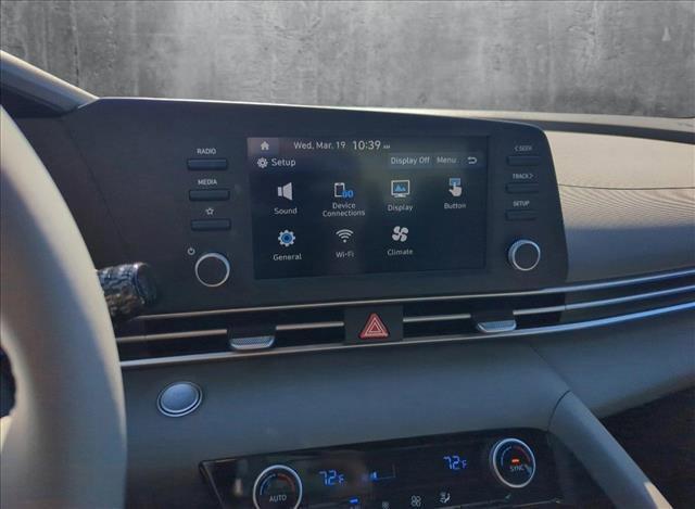 new 2025 Hyundai Elantra car, priced at $25,035
