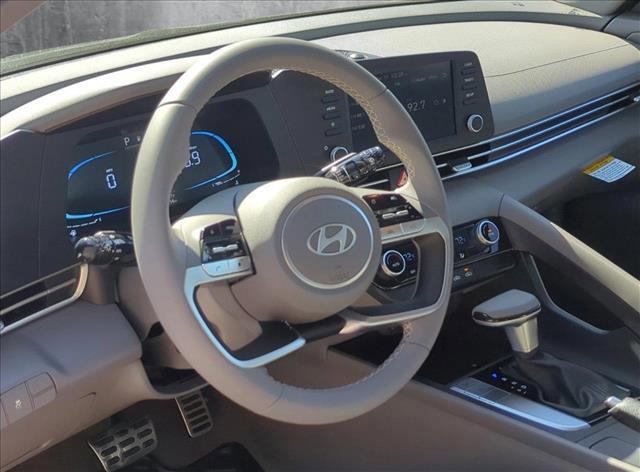 new 2025 Hyundai Elantra car, priced at $25,035