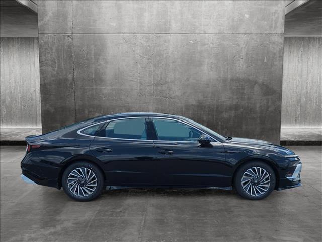 new 2024 Hyundai Sonata Hybrid car, priced at $37,599