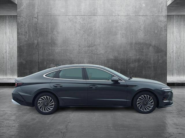 new 2025 Hyundai Sonata Hybrid car, priced at $38,308