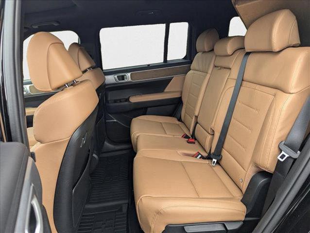 new 2025 Hyundai Santa Fe car, priced at $42,377