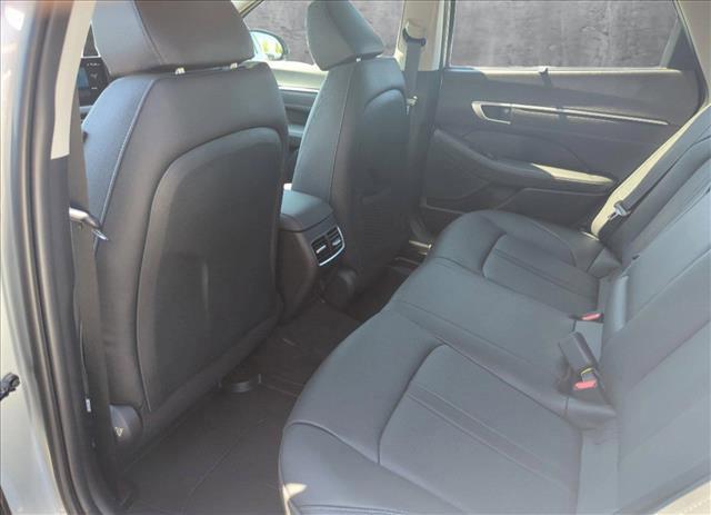 new 2025 Hyundai Sonata Hybrid car, priced at $38,501