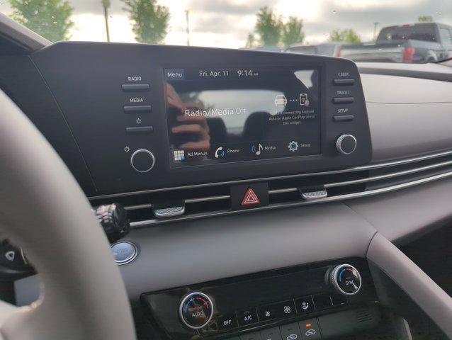new 2025 Hyundai Elantra car, priced at $24,728