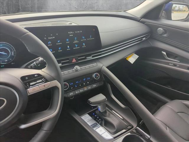 new 2025 Hyundai Elantra car, priced at $30,386