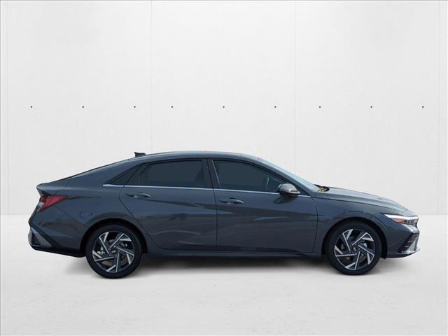 new 2025 Hyundai Elantra car, priced at $27,407