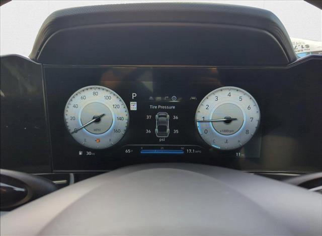 new 2025 Hyundai Elantra car, priced at $27,407