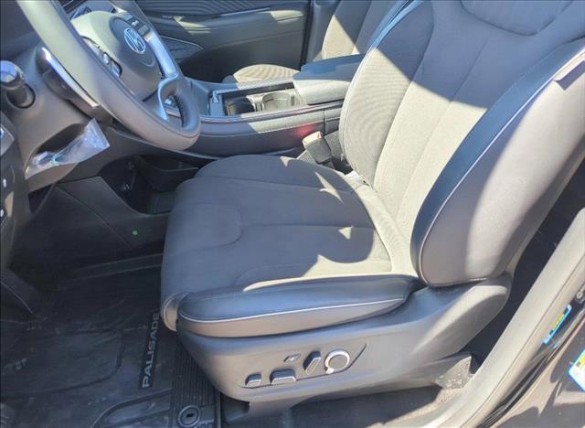 new 2025 Hyundai Palisade car, priced at $54,684