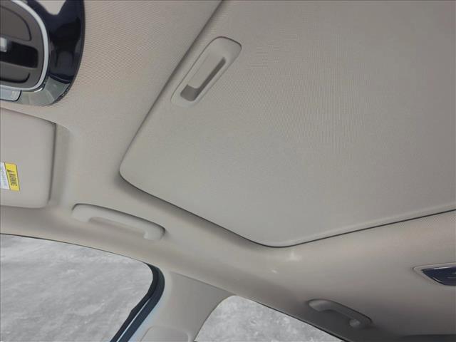 new 2025 Hyundai TUCSON Hybrid car, priced at $37,677