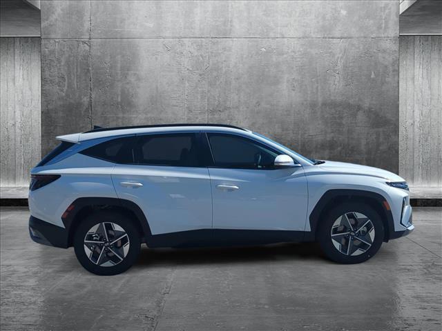 new 2025 Hyundai TUCSON Hybrid car, priced at $37,677