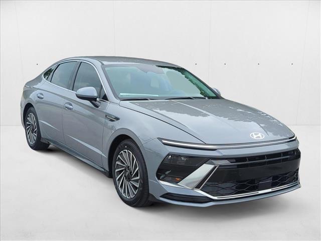 used 2024 Hyundai Sonata Hybrid car, priced at $25,935