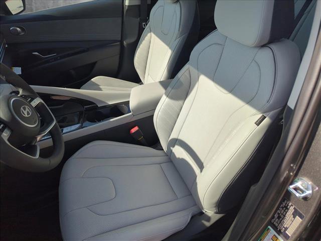 new 2025 Hyundai Elantra car, priced at $27,607