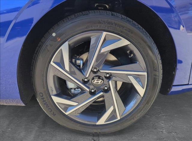 new 2025 Hyundai Elantra car, priced at $25,035