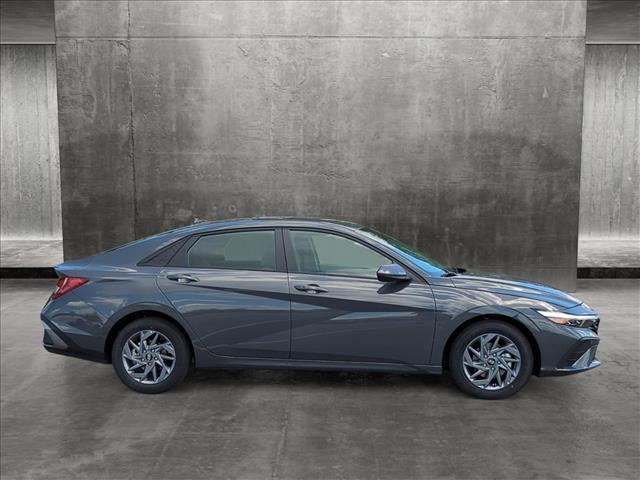 new 2024 Hyundai Elantra car, priced at $22,932