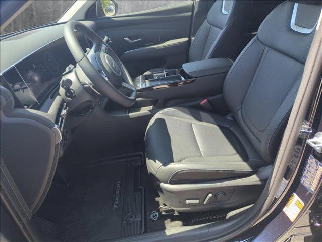 new 2025 Hyundai TUCSON Hybrid car, priced at $42,148