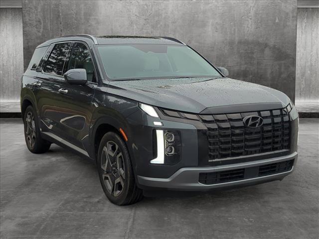 used 2024 Hyundai Palisade car, priced at $42,897