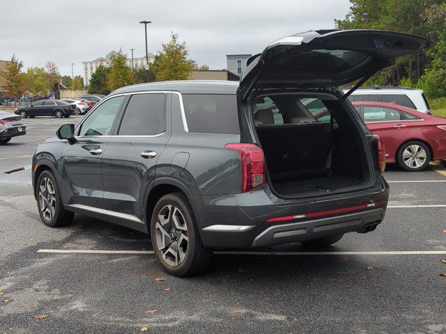 used 2024 Hyundai Palisade car, priced at $42,897