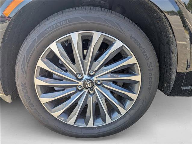 used 2024 Hyundai Palisade car, priced at $37,818