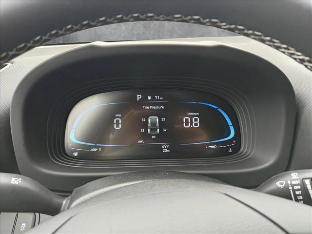 new 2025 Hyundai Venue car, priced at $24,935